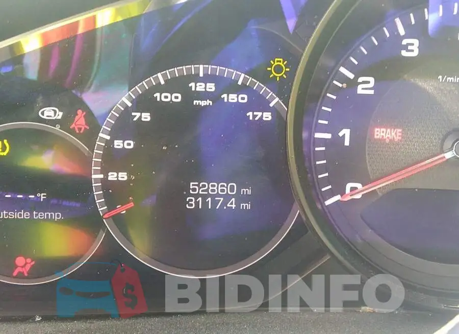 WP1AA2AY6KDA00807 Photo# 7