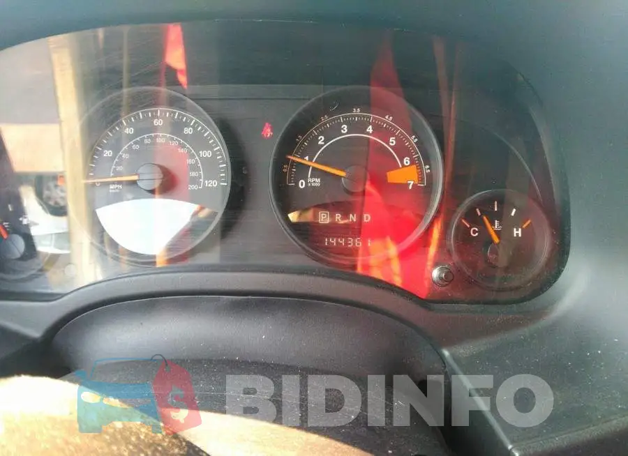1C4NJPBBXFD409831 Photo# 7
