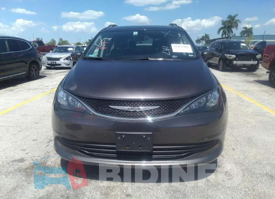 2C4RC1DG3LR157639 Photo# 6