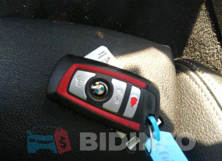 WBA8E3G58GNT78813 Photo# 11