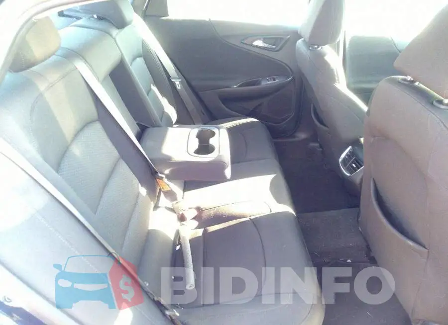 1G1ZD5ST3LF071851 Photo# 8