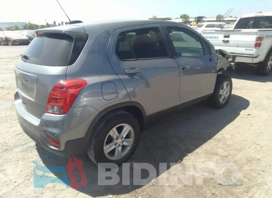 3GNCJKSB5LL156876 Photo# 4