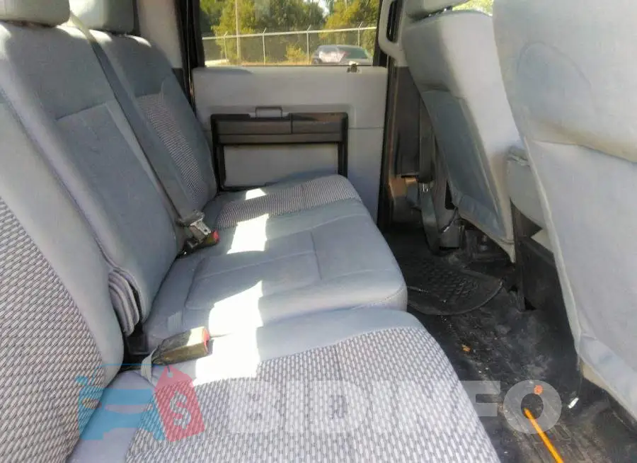 1FT7W2B64GEC69741 Photo# 8