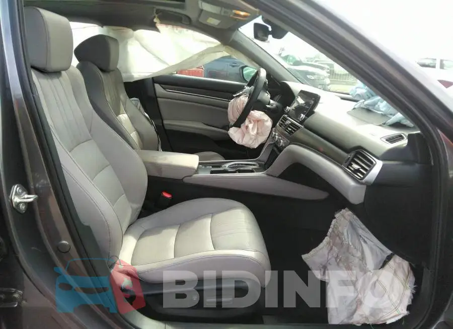 1HGCV2F58JA041244 Photo# 5