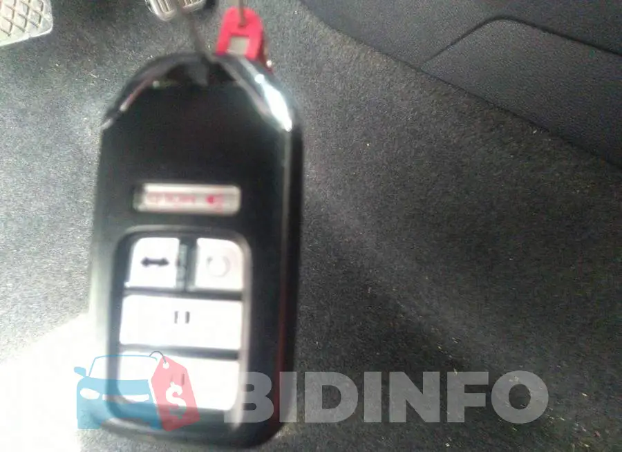 2HGFC2F73GH558949 Photo# 11