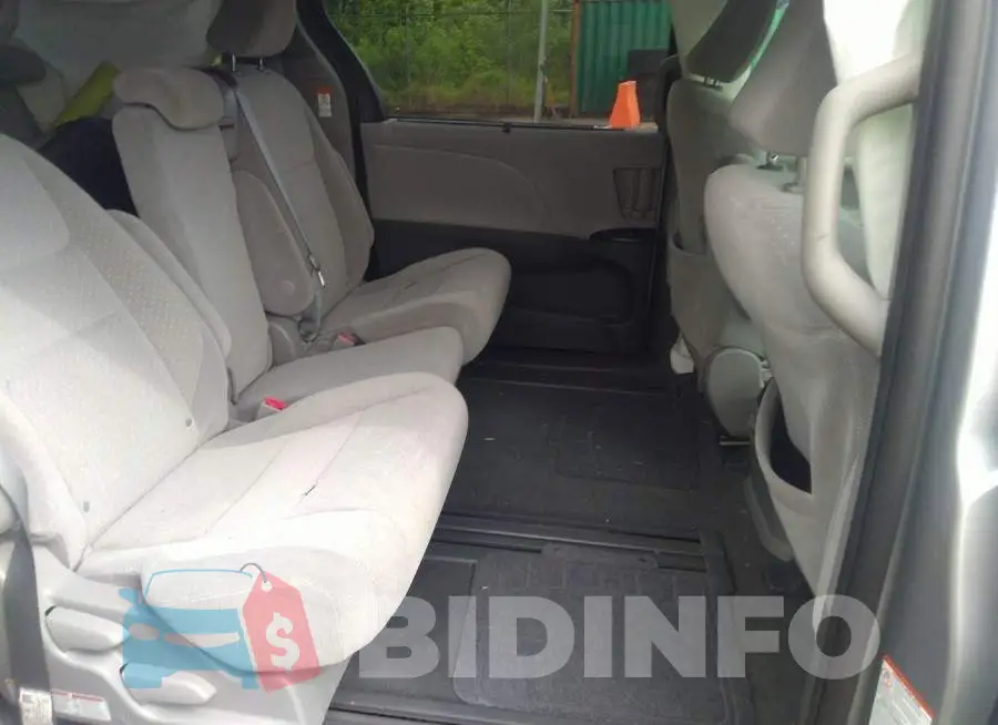 5TDKZ3DC9LS055617 Photo# 8