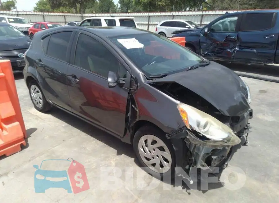 JTDKDTB38G1137827 Photo# 1