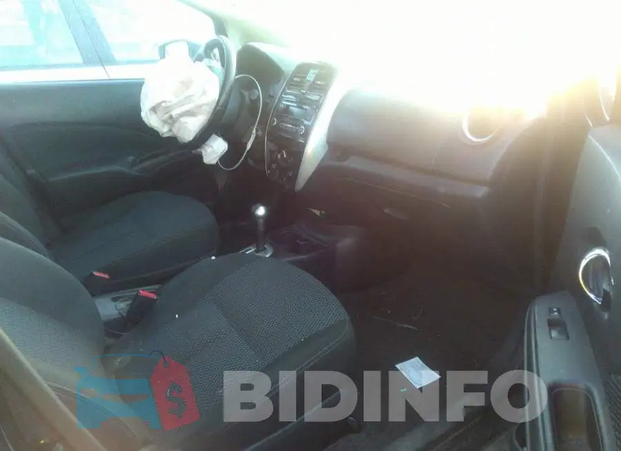 3N1CE2CP8FL411535 Photo# 5