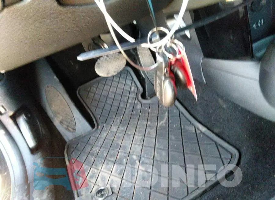 WMWXP7C58F2A36297 Photo# 11