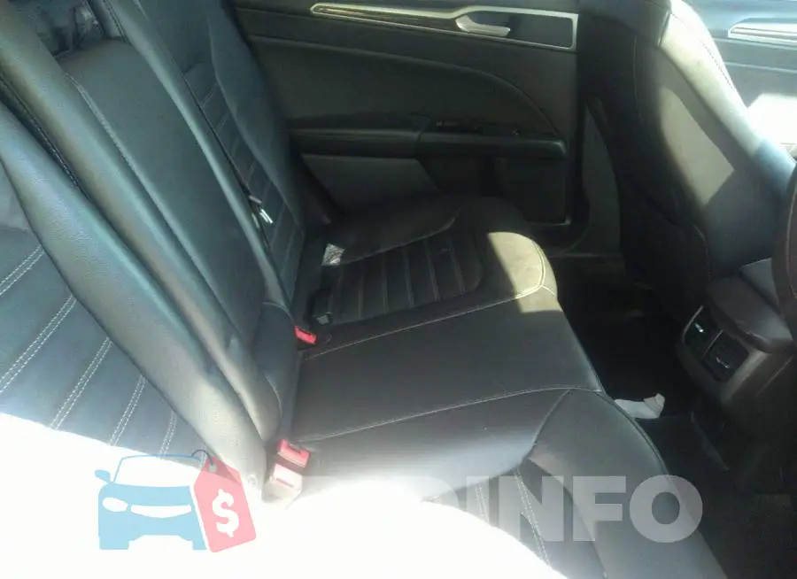 3FA6P0HD5GR338202 Photo# 8