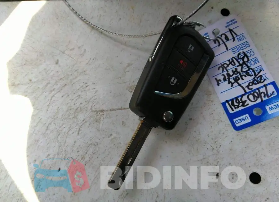 2T3F1RFV1MC247304 Photo# 11