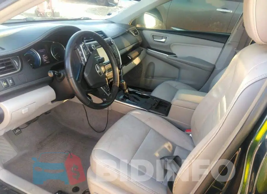 4T1BD1FK8HU214097 Photo# 5