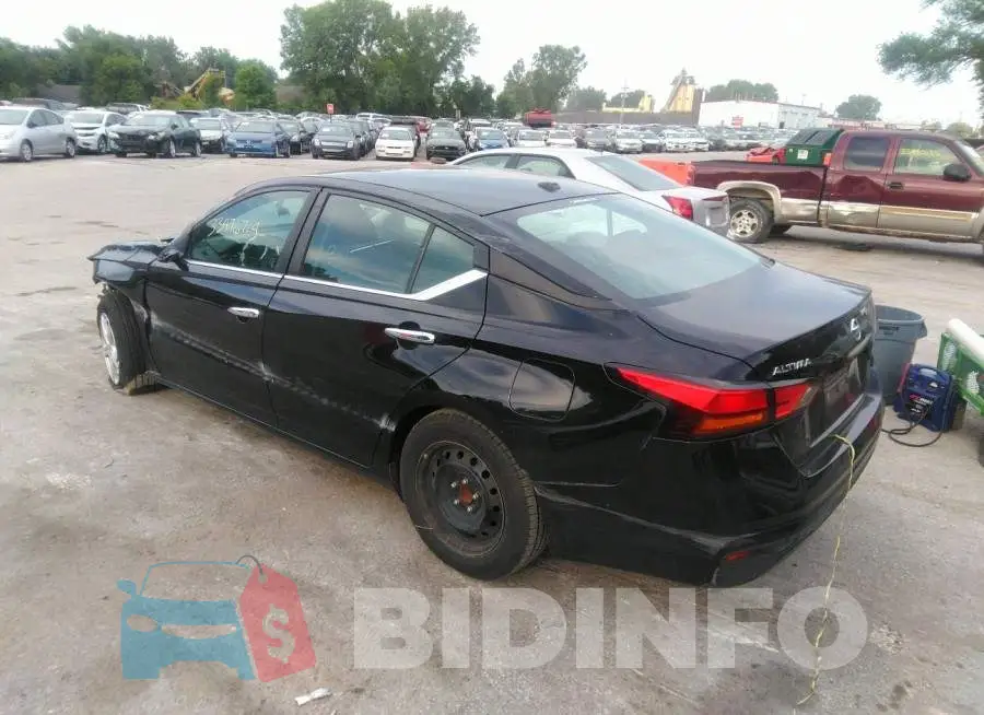 1N4BL4BV1KC145636 Photo# 3
