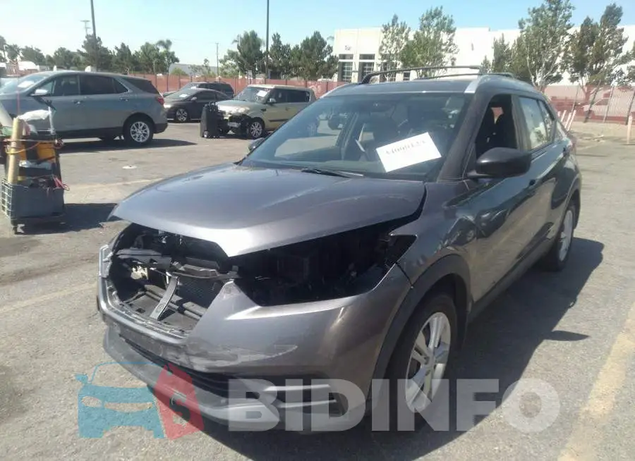 3N1CP5CU4JL533481 Photo# 2