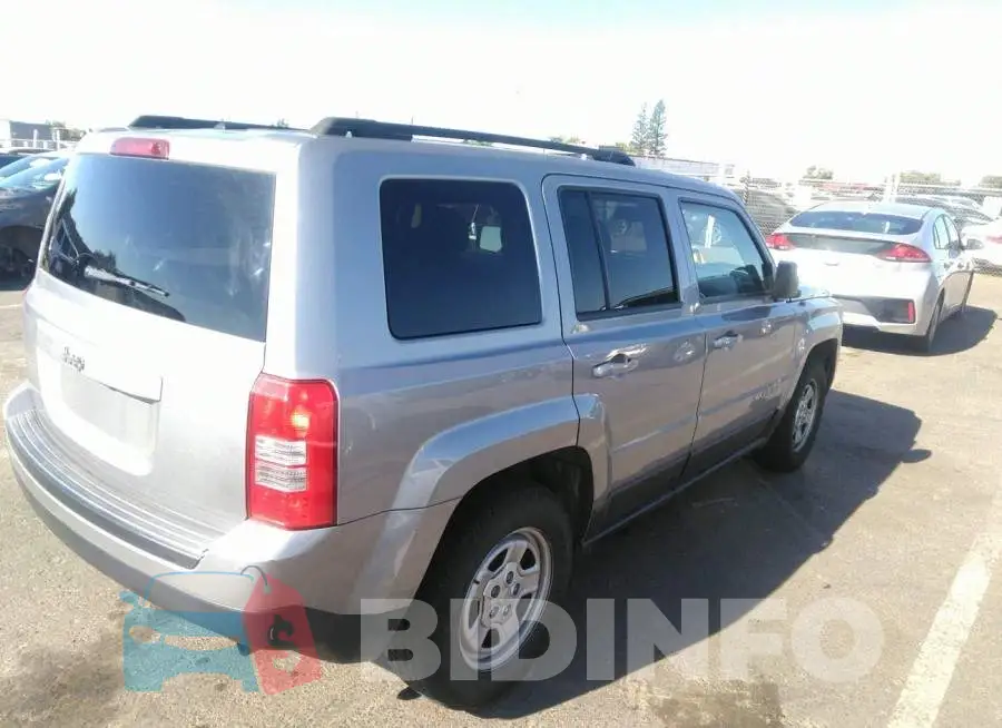 1C4NJPBB0GD526514 Photo# 4