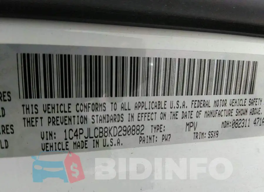 1C4PJLCB8KD290882 Photo# 9
