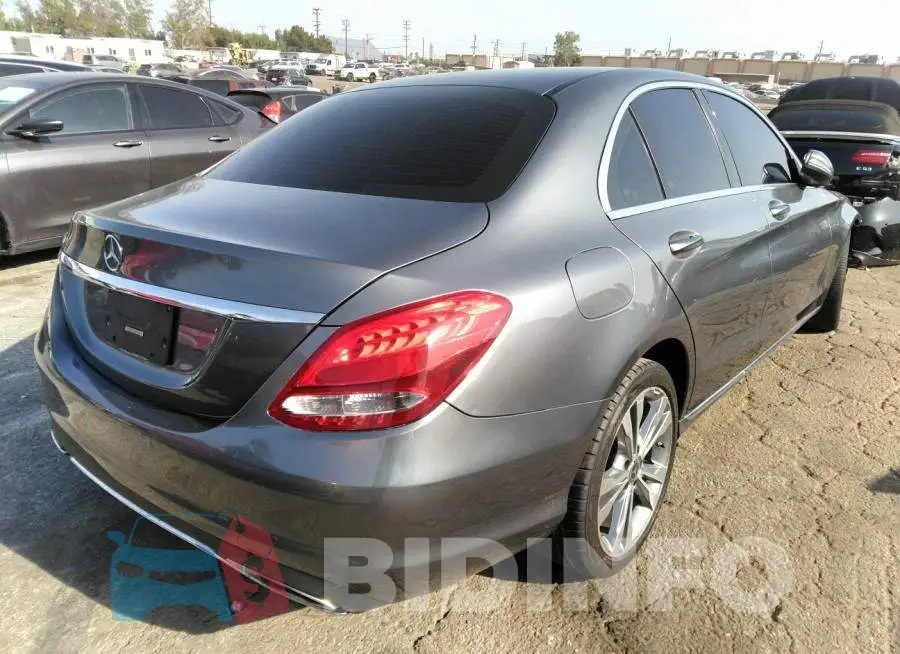55SWF4JB9JU239337 Photo# 4