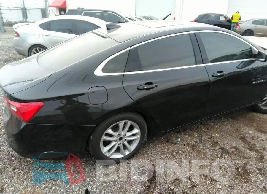 1G1ZD5ST2JF146472 Photo# 4