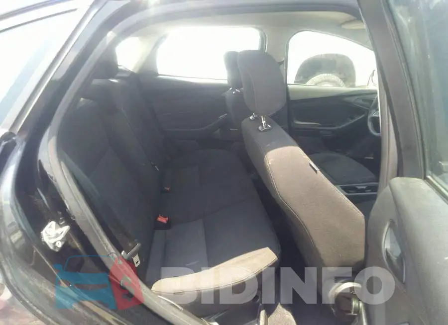 1FADP3E22FL240706 Photo# 8