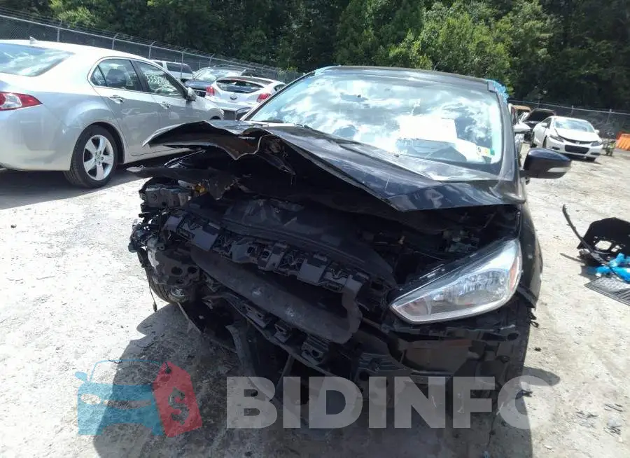 1FADP3J2XHL287412 Photo# 6