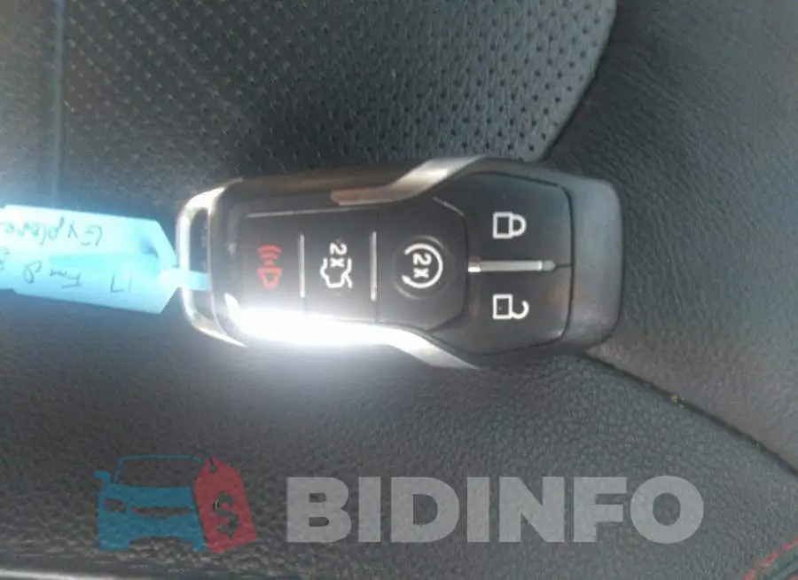 1FM5K8GT5HGE16607 Photo# 11