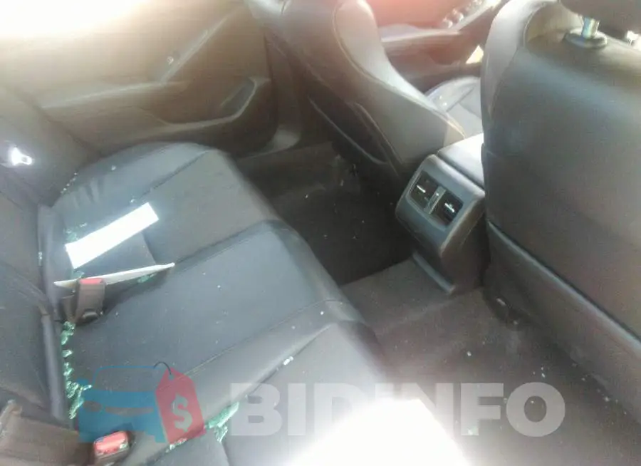 1HGCV2F3XJA038814 Photo# 8