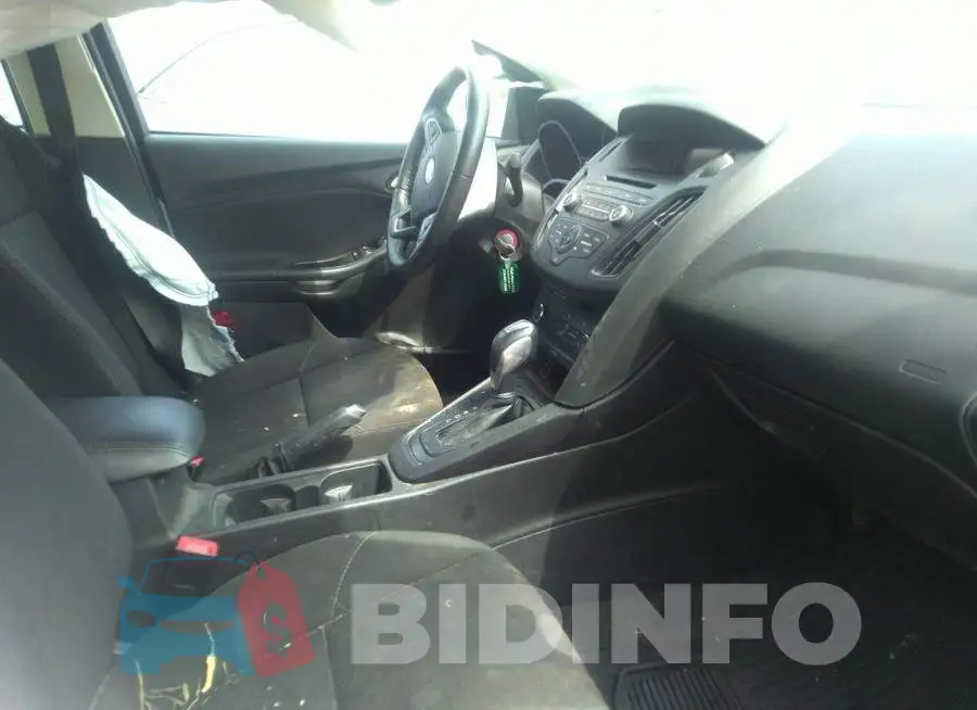 1FADP3F23GL210341 Photo# 5