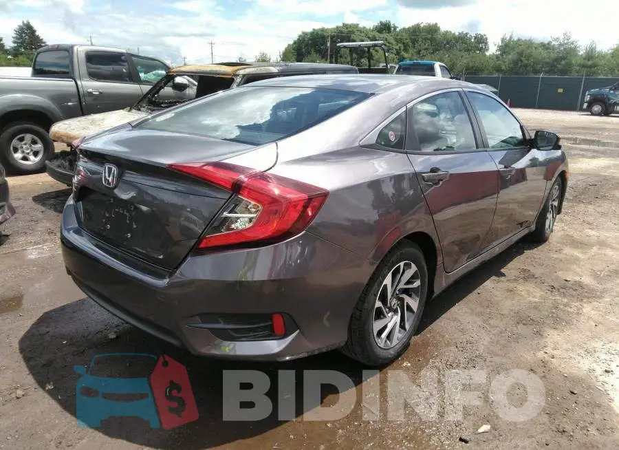 19XFC2F72GE032760 Photo# 4