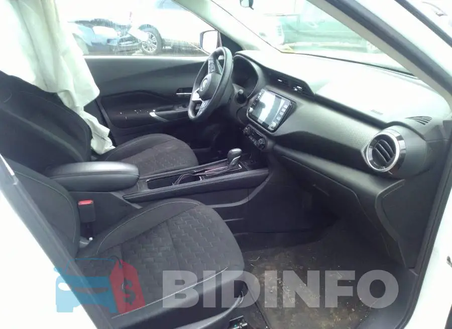 3N1CP5CV3ML495061 Photo# 5