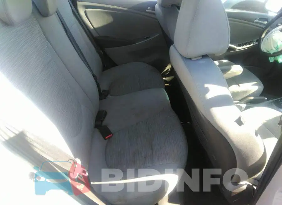 KMHCT4AE8FU834584 Photo# 8