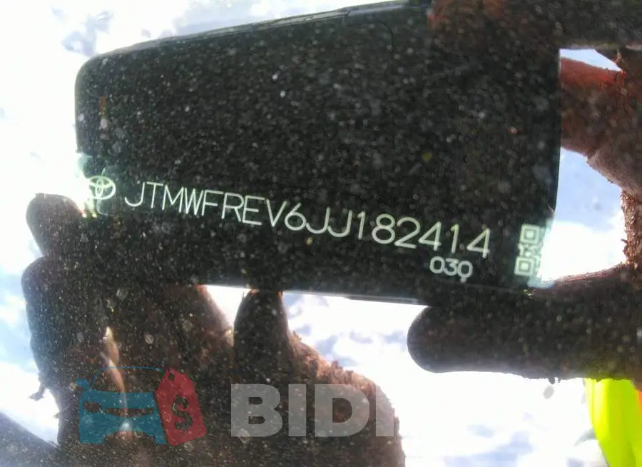JTMWFREV6JJ182414 Photo# 9