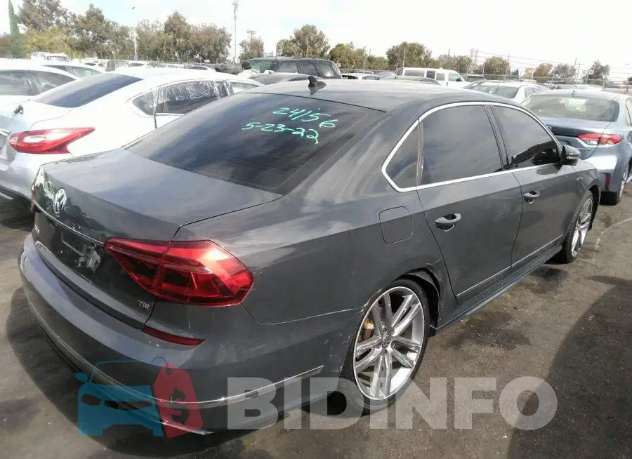1VWDT7A3XHC059283 Photo# 4
