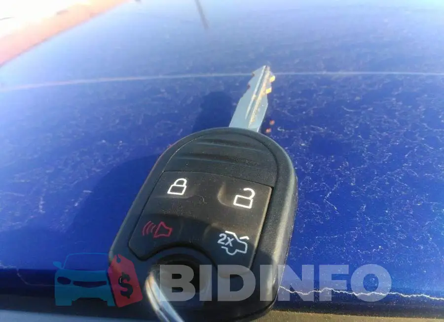 1FAHP2D89FG140676 Photo# 11