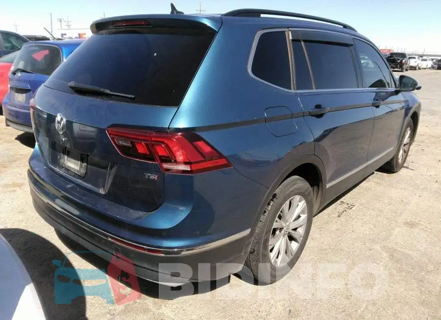 3VV3B7AX3JM147067 Photo# 4