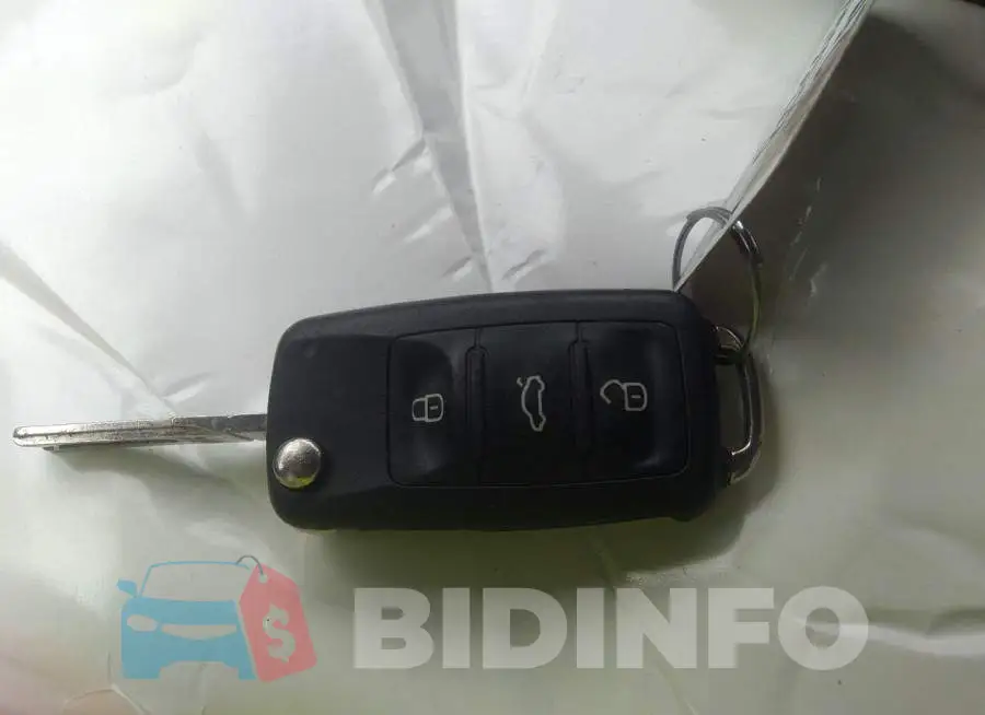 3VW2K7AJ6FM303502 Photo# 11
