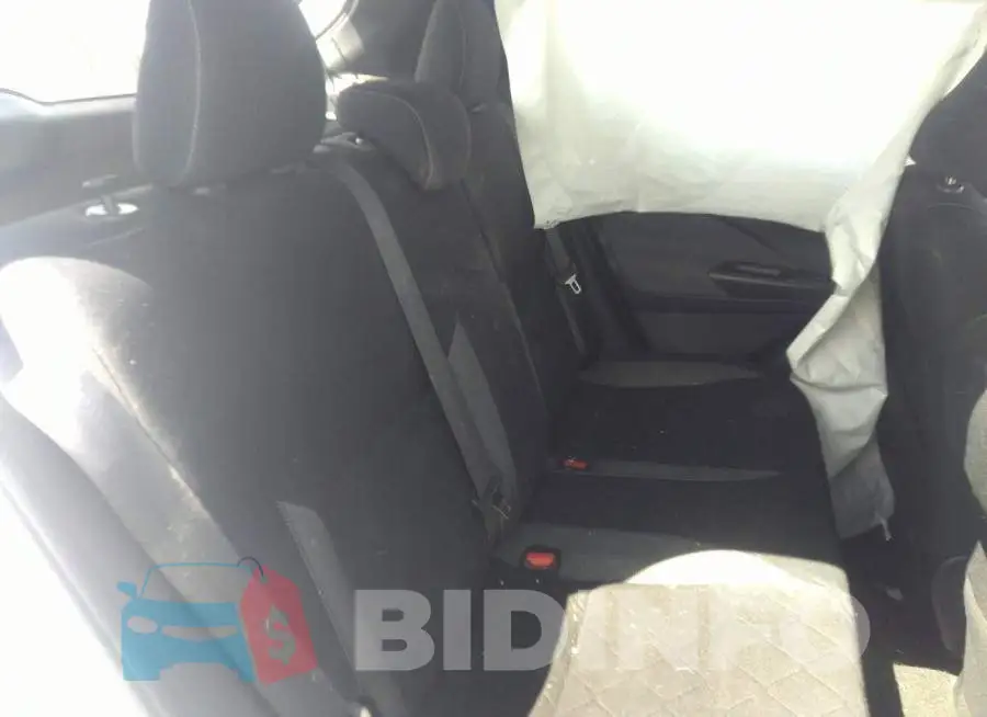 3N1CP5CU0JL540122 Photo# 8