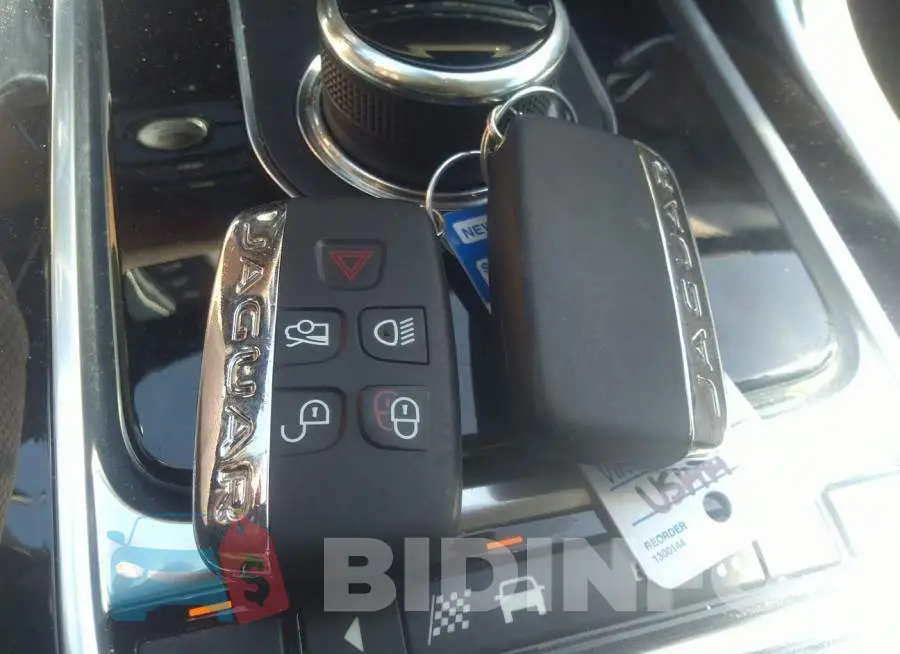 SAJBE4BV2HCY48435 Photo# 11