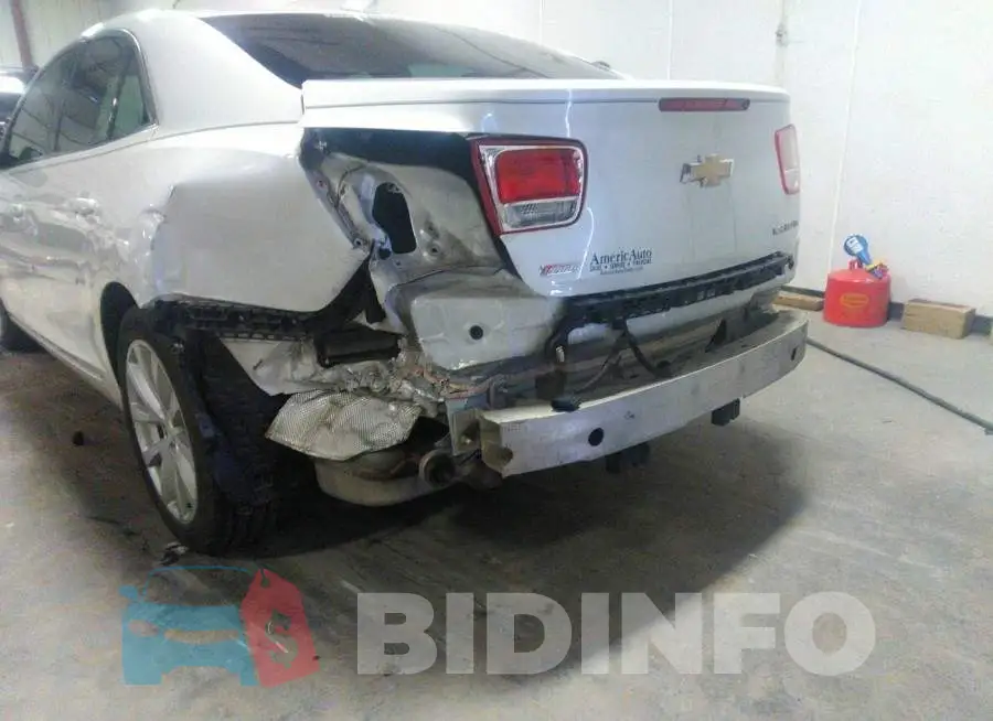 1G11E5SX3FF299625 Photo# 6