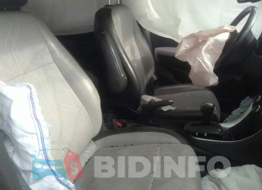 3GNCJPSB8LL216761 Photo# 5