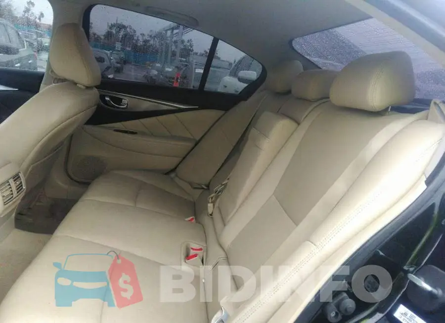 JN1EV7AP5GM300828 Photo# 8