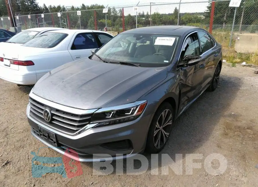 1VWSA7A39MC001057 Photo# 2