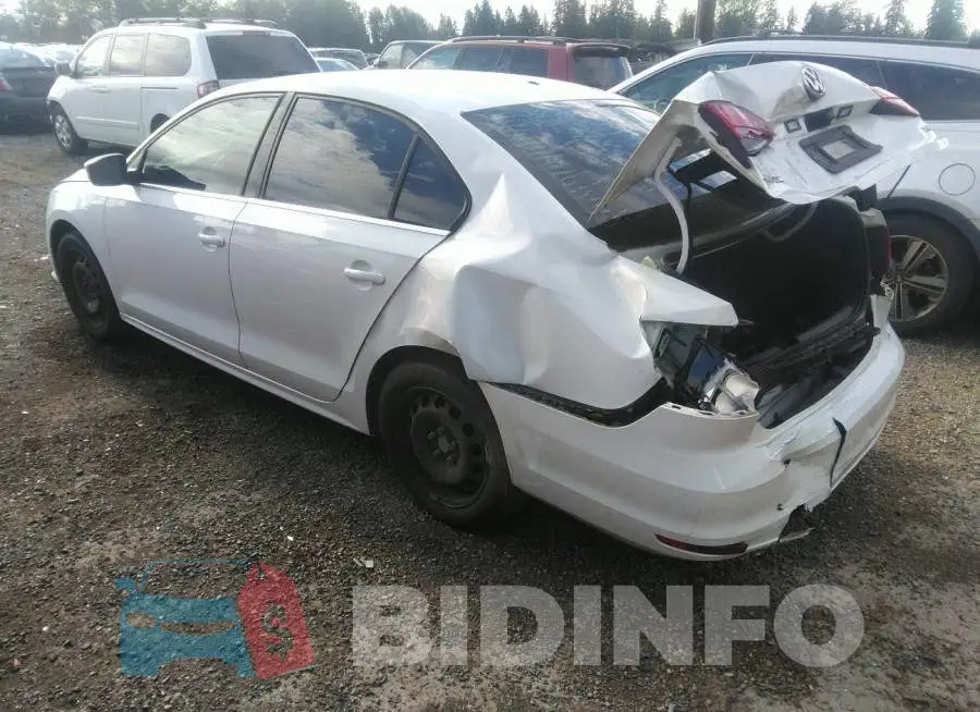 3VW2B7AJ0HM315521 Photo# 3