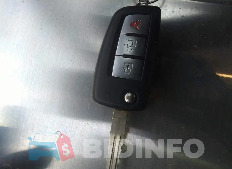 JN1BJ1CR6HW107765 Photo# 11