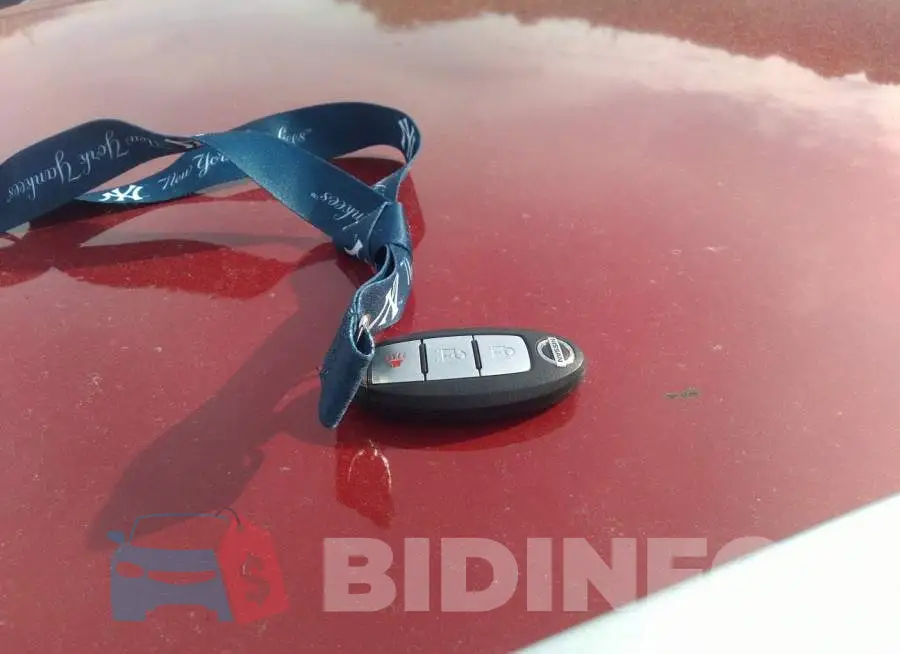 JN1BJ1CR9HW128917 Photo# 11