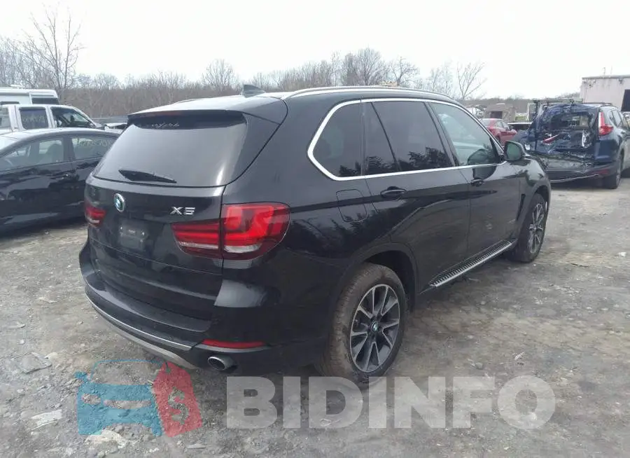 5UXKR0C37H0V73542 Photo# 4