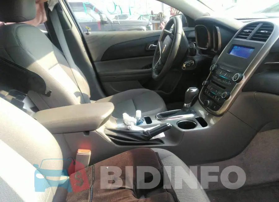 1G11B5SL7FF170146 Photo# 5