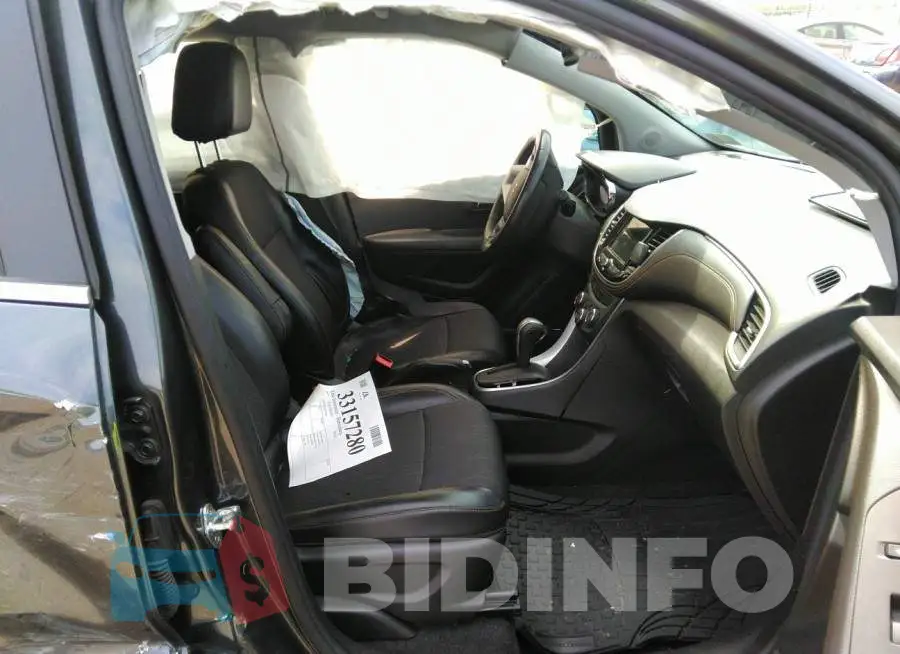 KL7CJPSB7JB718584 Photo# 5