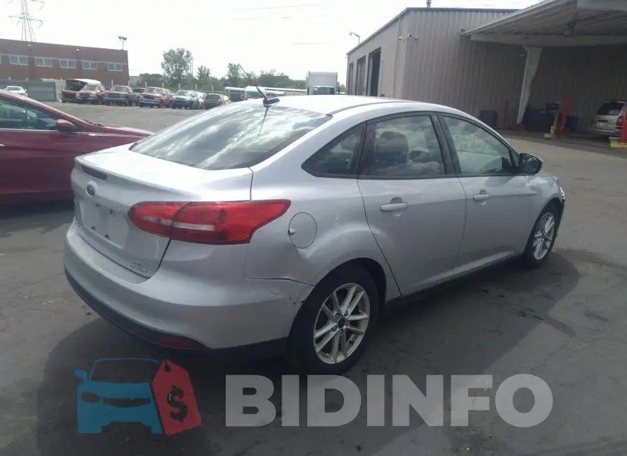 1FADP3F24GL361916 Photo# 4