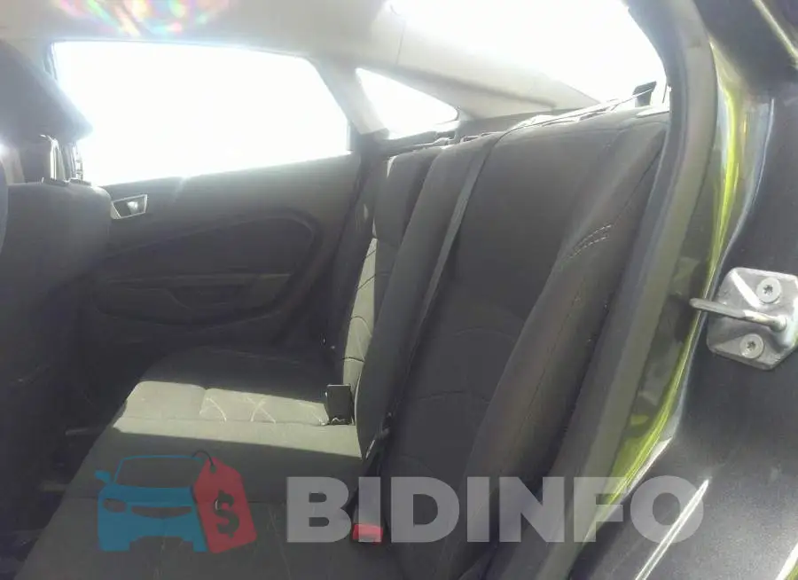 3FADP4BJ5FM175253 Photo# 8