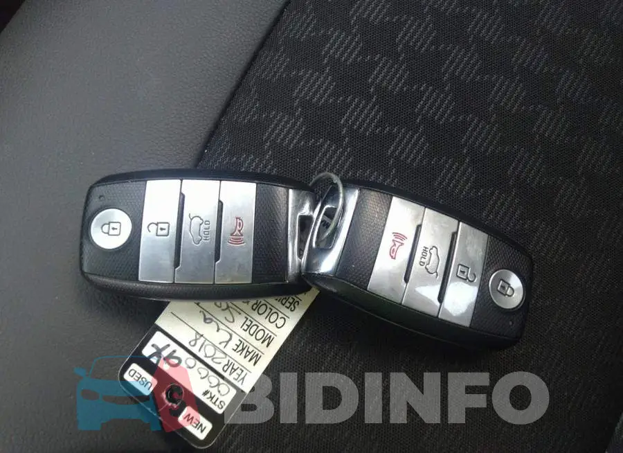 KNDJX3AA5J7546424 Photo# 11
